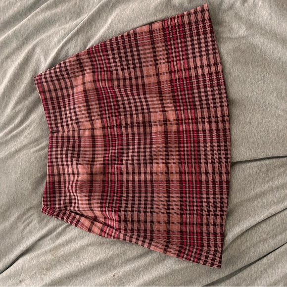Aritzia Wilfred Pink Plaid Mini Skirt - Picture 3 of 4
